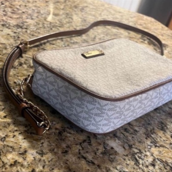 ❤️SOLD❤️ - Picture 4 of 9